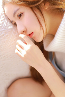 美女穿比基尼的图片
